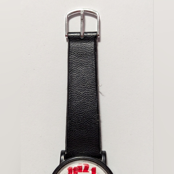 Disney Mickey Mouse Watch (Lorus) Black Plastic, Red Numbers, working.. 28 - Picture 4 of 9